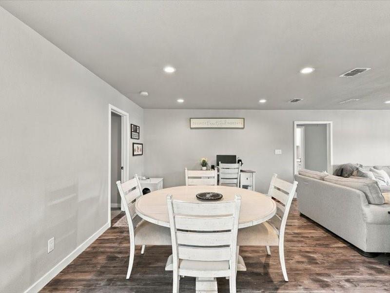 108 Joe White Street Property Photo 14