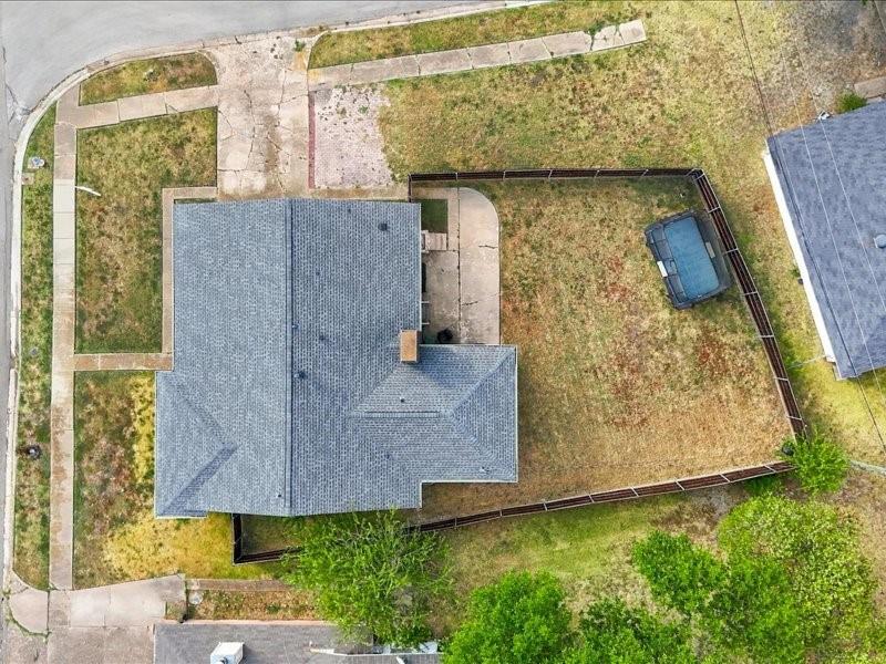 108 Joe White Street Property Photo 32