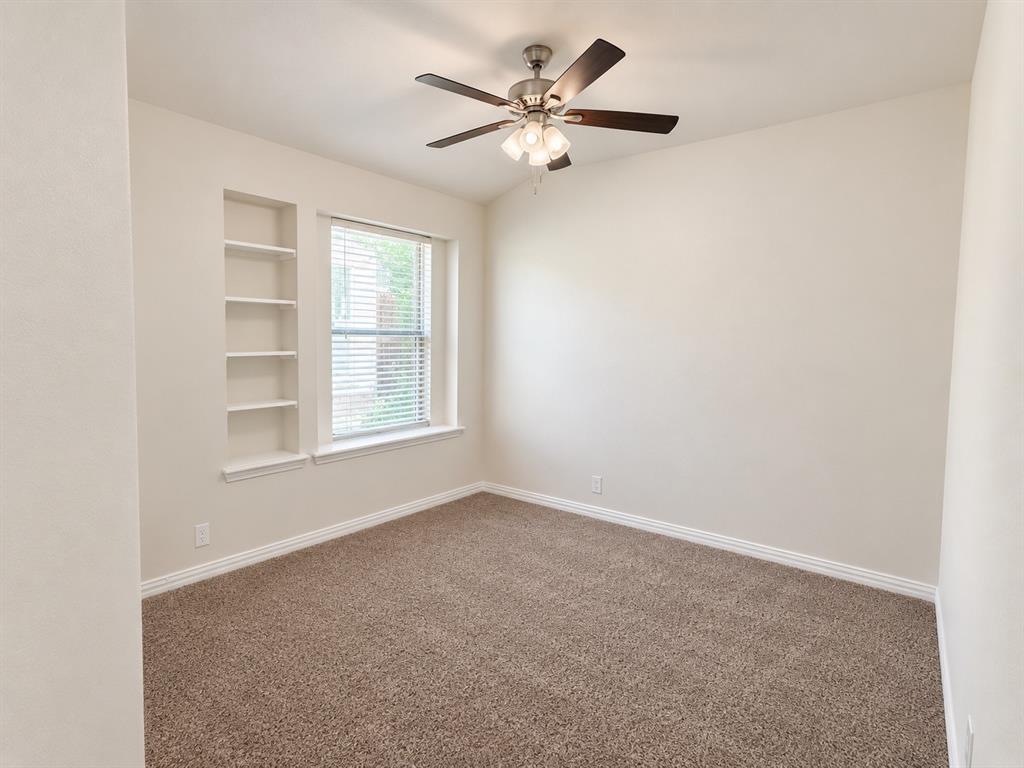 4900 Lemon Grove Drive Property Photo 7