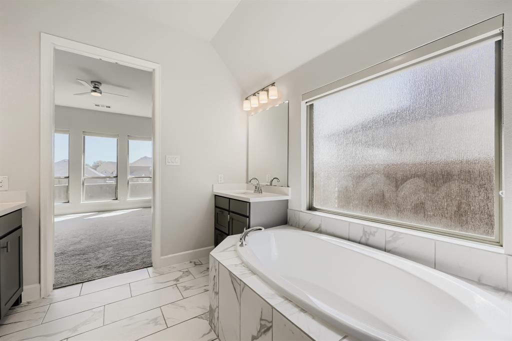 1505 Misty Pasture Way Property Photo 16