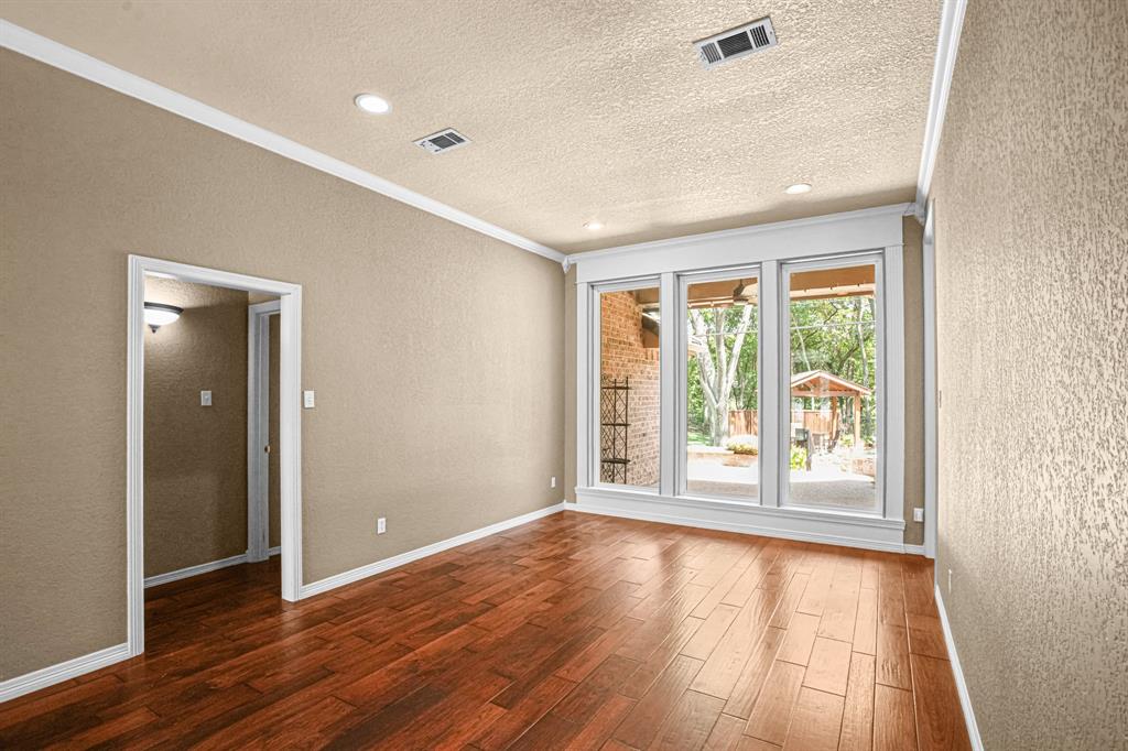 3122 Oakview Drive Property Photo 4