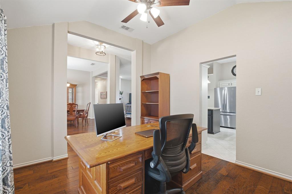501 Ambrose Drive Property Photo 6