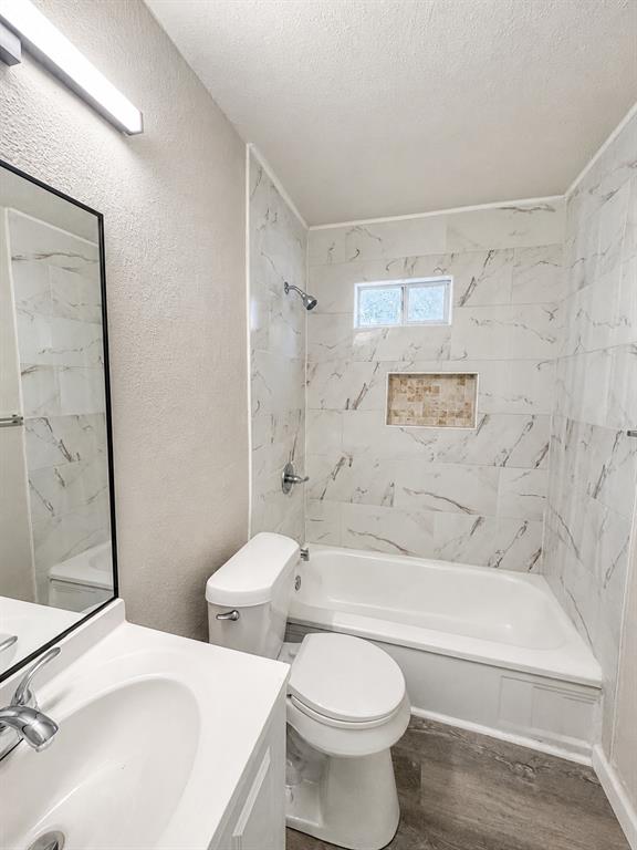 2801 Burchill Road Property Photo 8