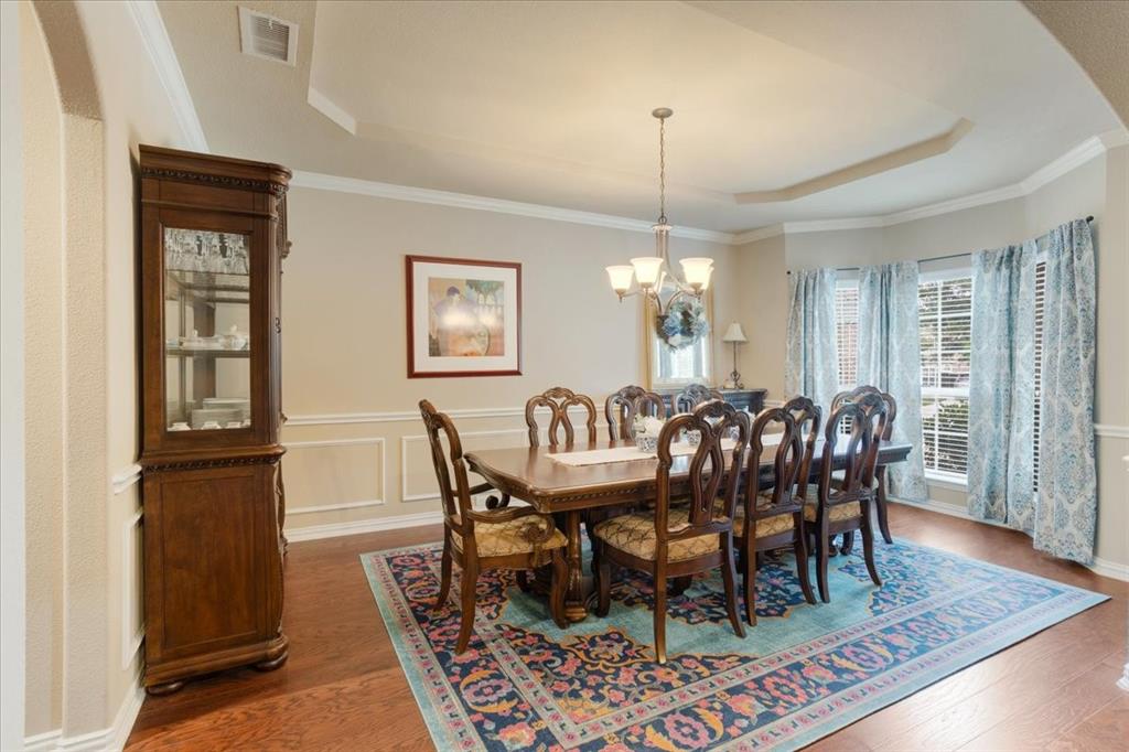 319 Westphalian Drive Property Photo 4