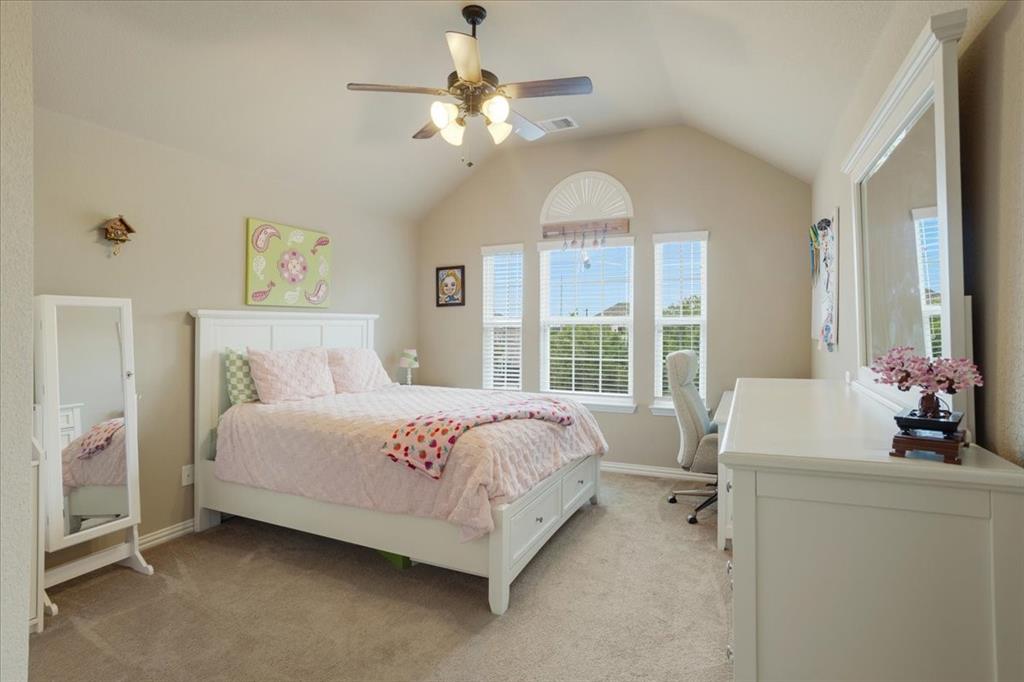 319 Westphalian Drive Property Photo 13