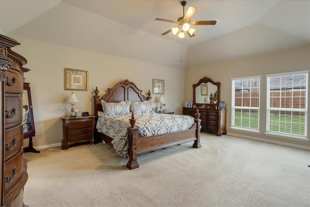 319 Westphalian Drive Property Photo 14