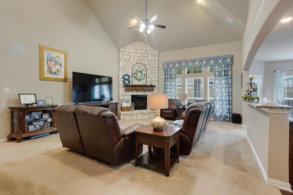 319 Westphalian Drive Property Photo 21