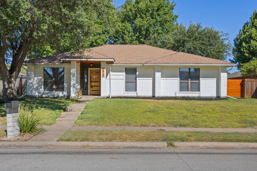 2417 Idlewood Drive Property Photo 1