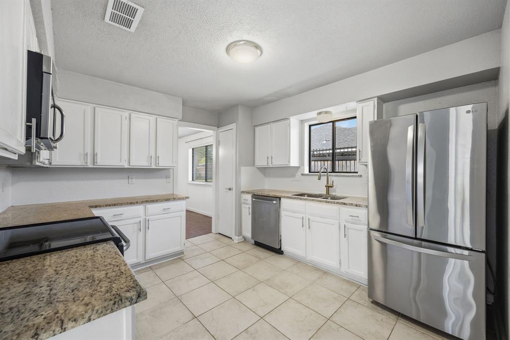 2417 Idlewood Drive Property Photo 10