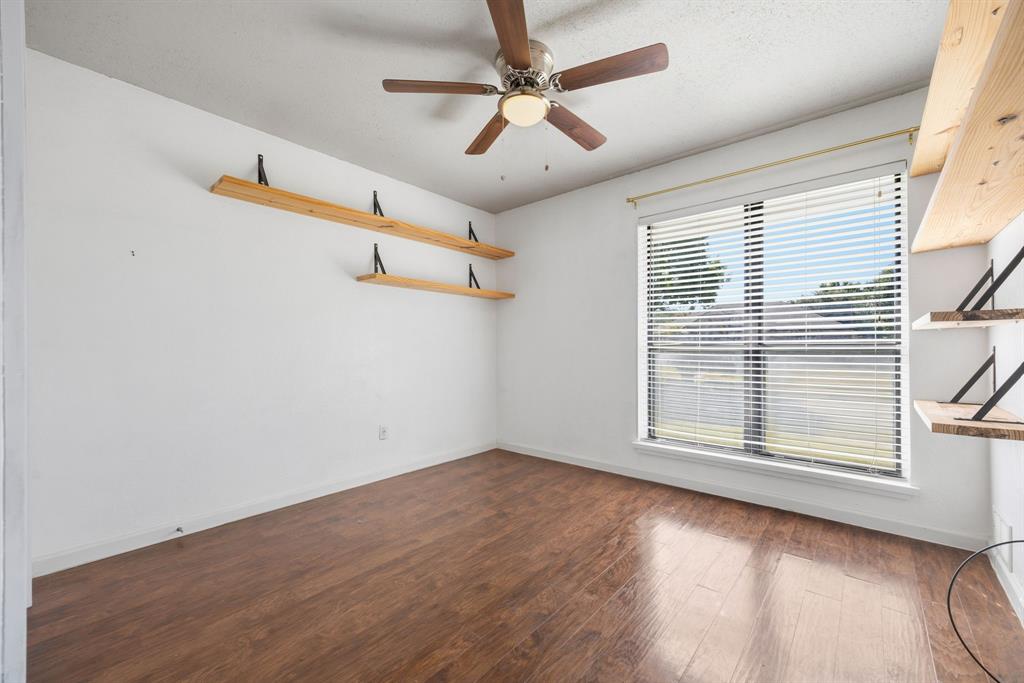 2417 Idlewood Drive Property Photo 15