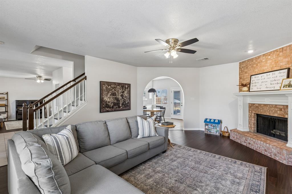 1532 Pine Bluff Drive Property Photo 10