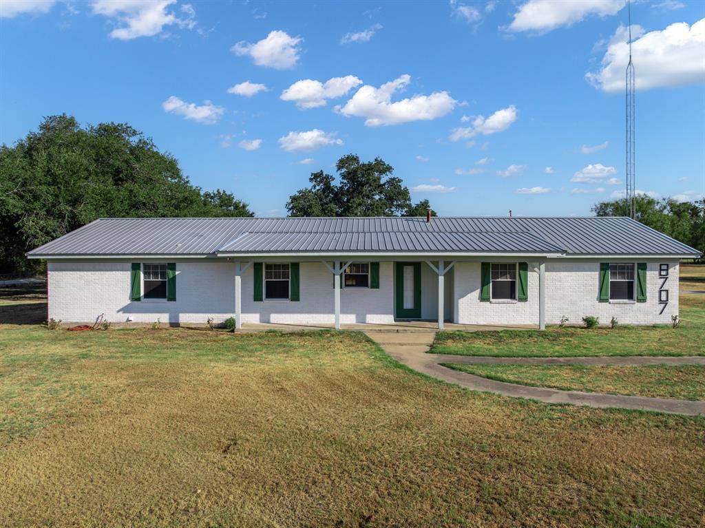 8707 E Highway 6
