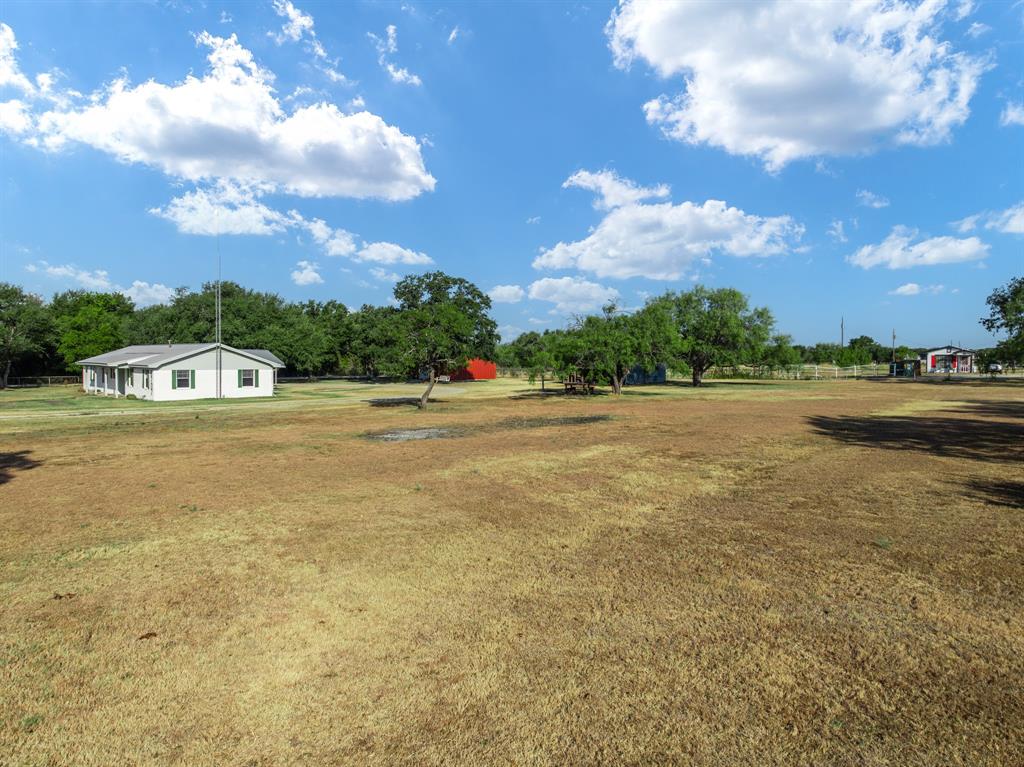 8707 E Highway 6 Property Photo 34