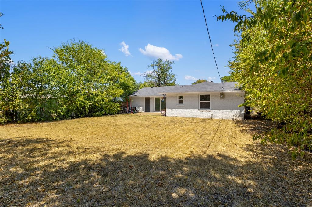634 Midvale Drive Property Photo 14