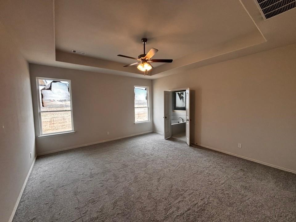 136 Pheasant Run Drive Property Photo 5