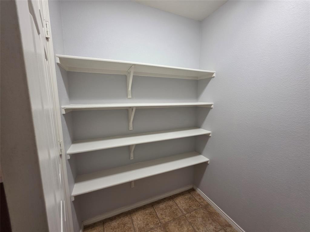 6012 Fantail Drive Property Photo 11