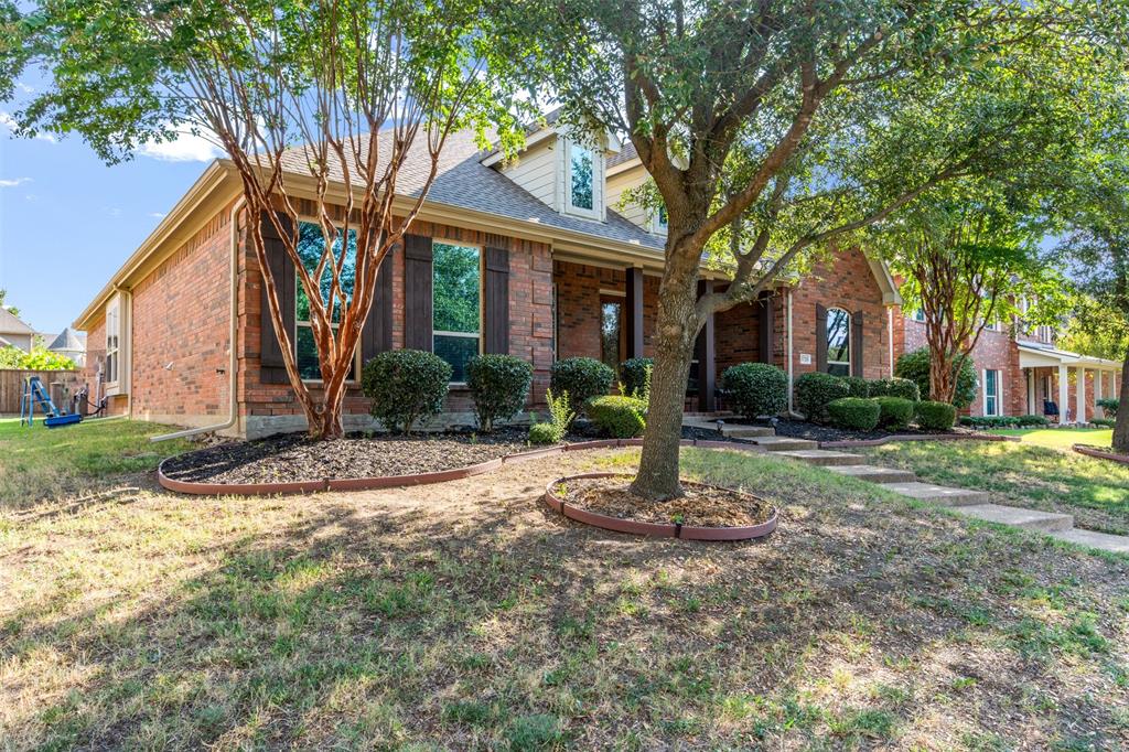 1728 Boxwood Lane Property Photo 1