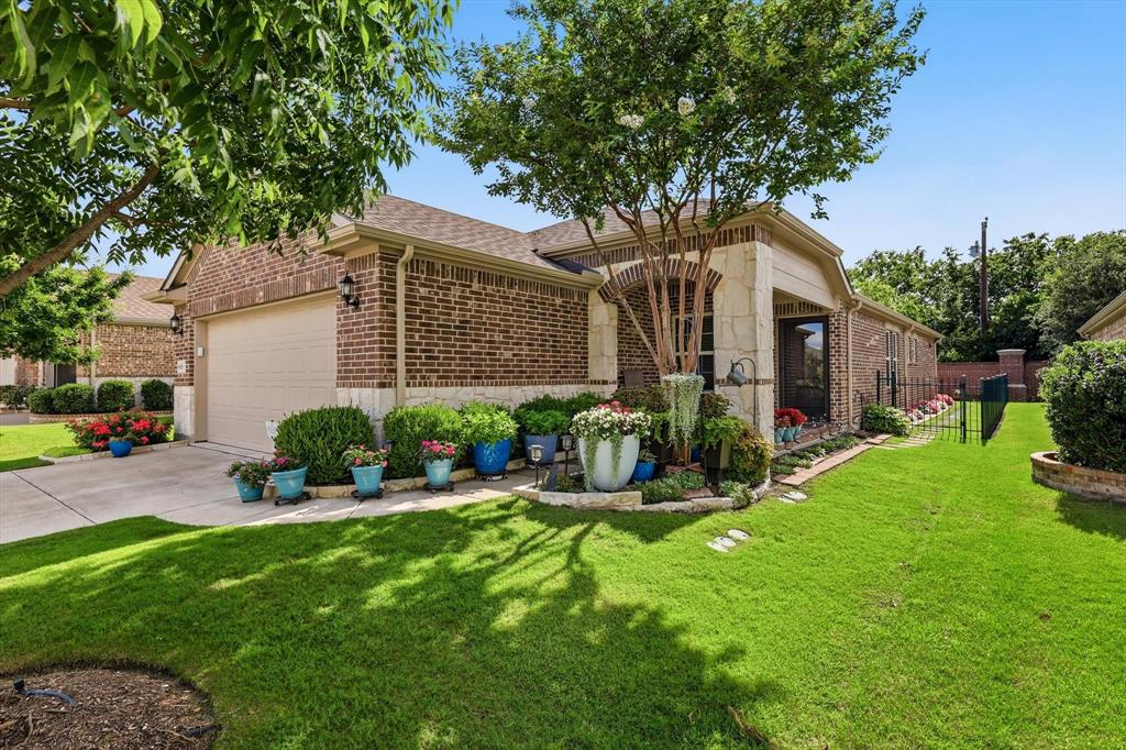 8915 Twin Pines Lane Property Photo 1