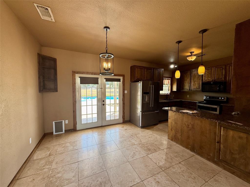 3519 Longhorn Lane Property Photo 6
