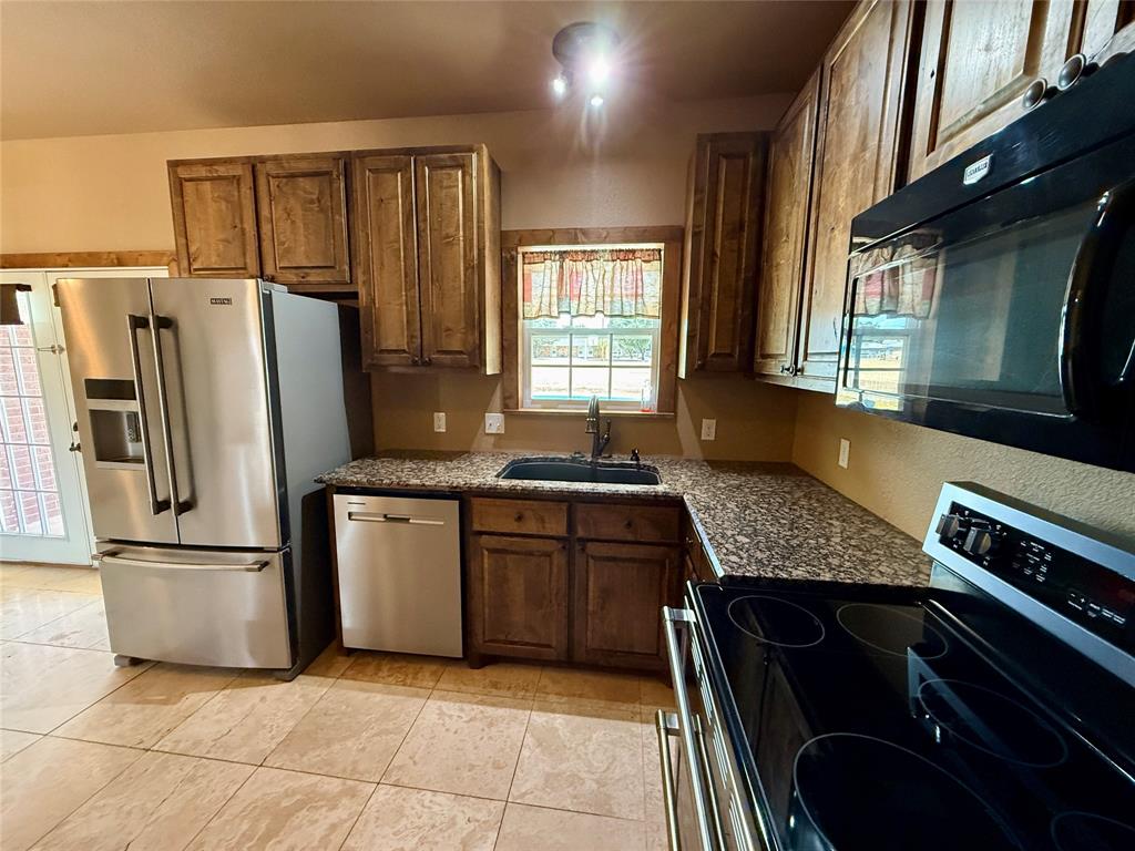3519 Longhorn Lane Property Photo 8