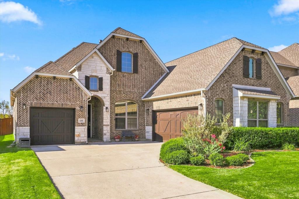 1305 Chiva Drive