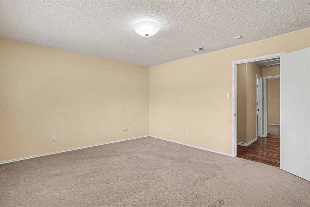 7321 Augusta Circle Property Photo 14