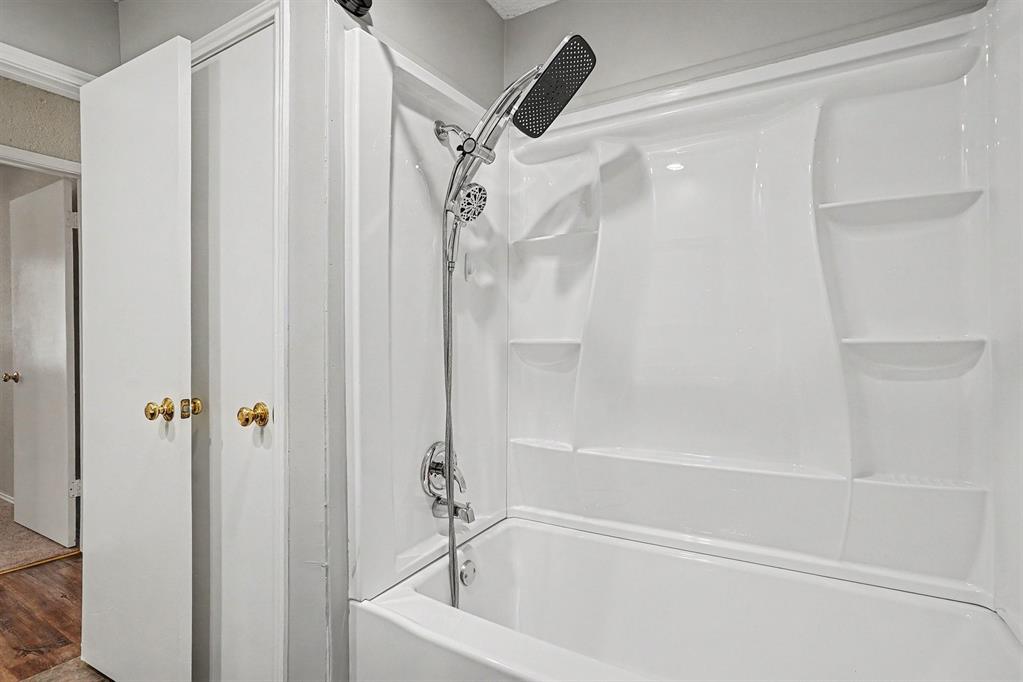 7321 Augusta Circle Property Photo 23