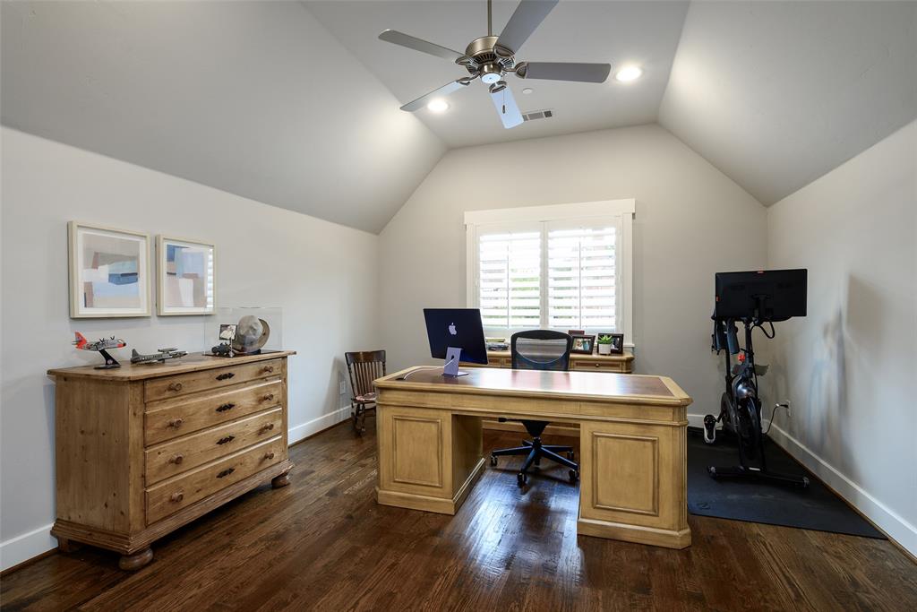 3420 Hanover Street Property Photo 32