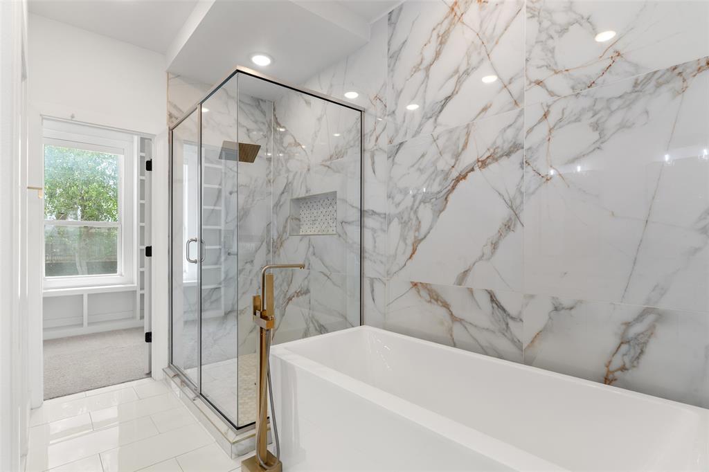 9053 Quarry Hill Court Property Photo 11