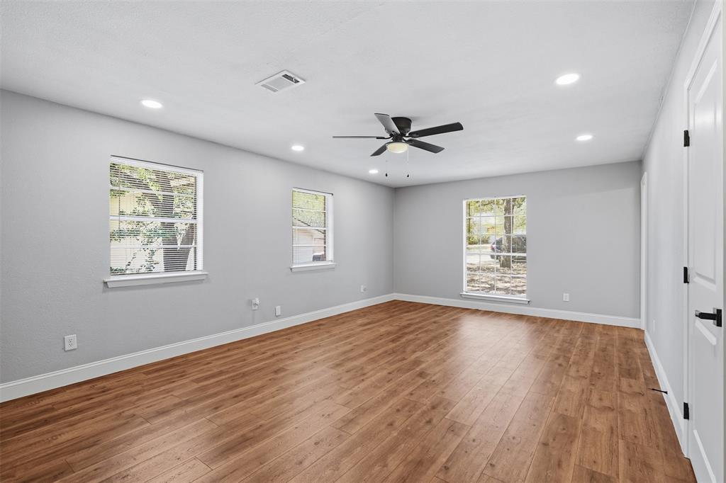 7024 Payte Lane Property Photo 16