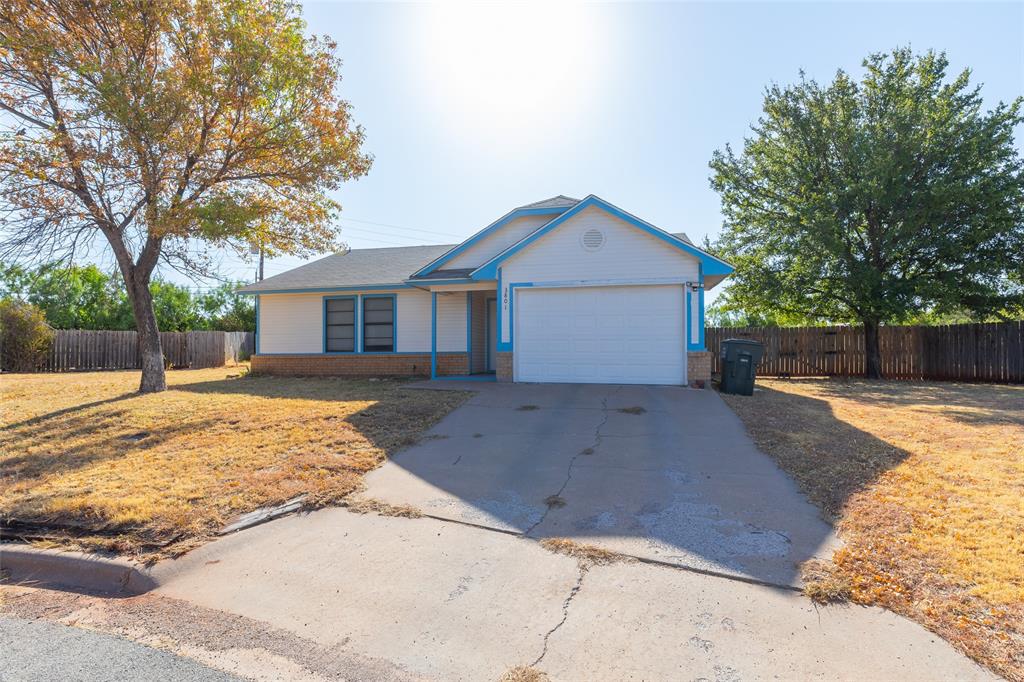 3801 Kellye Court Property Photo 1