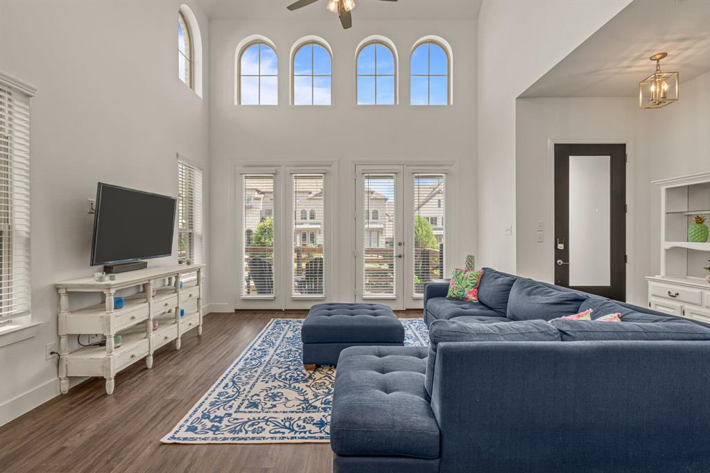 400 Blue Creek Cove Property Photo 8