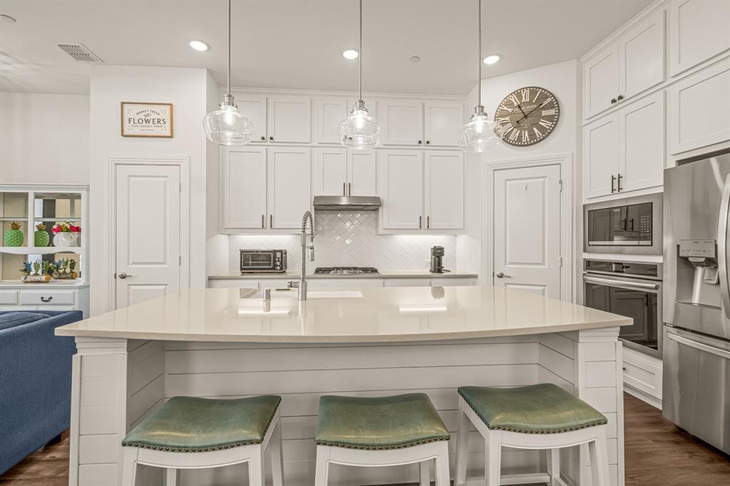 400 Blue Creek Cove Property Photo 10