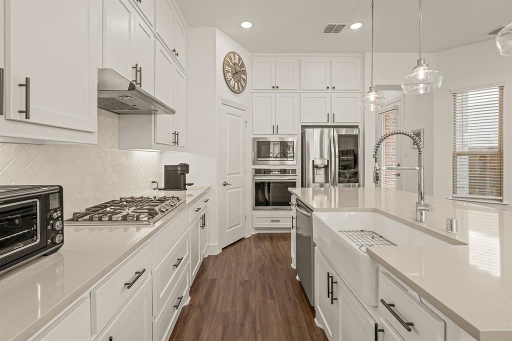 400 Blue Creek Cove Property Photo 13