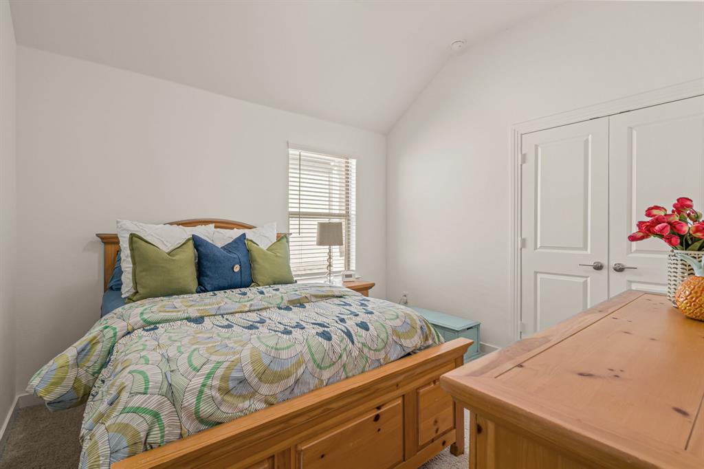 400 Blue Creek Cove Property Photo 20