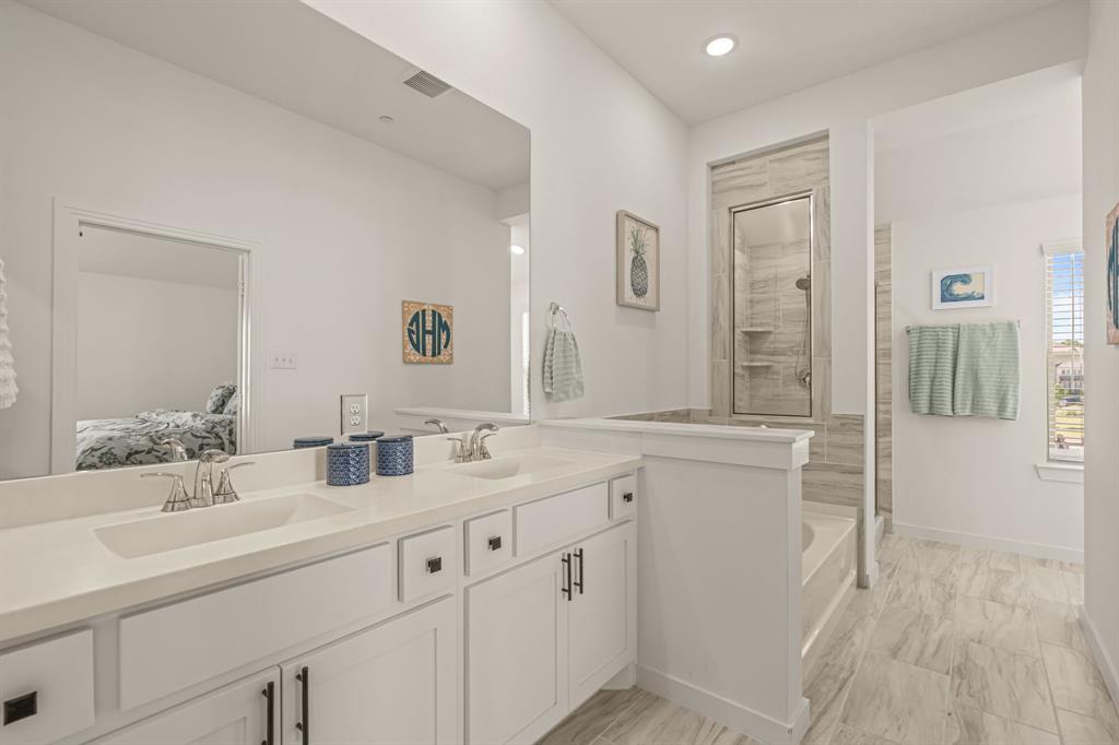400 Blue Creek Cove Property Photo 23