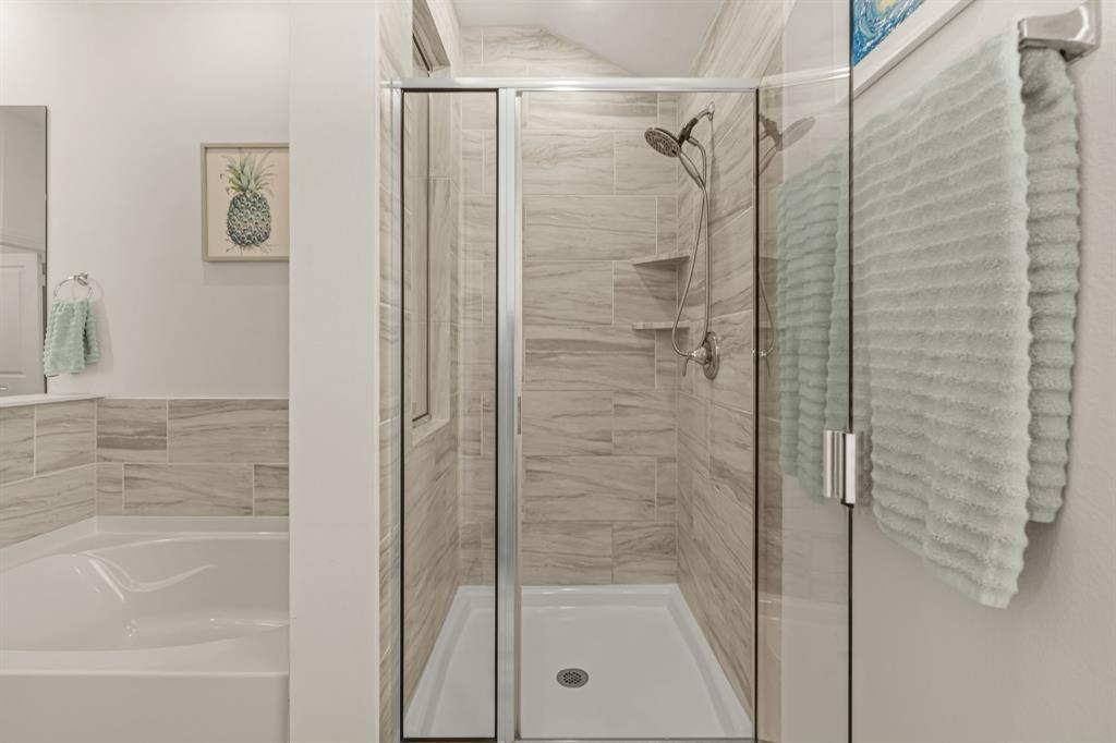 400 Blue Creek Cove Property Photo 24