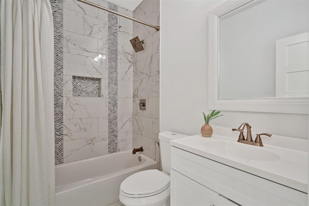 10827 Wallbrook Drive Property Photo 22