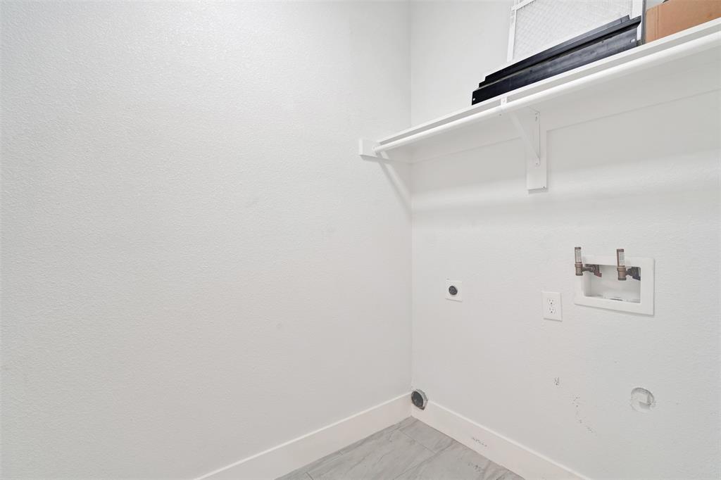 10827 Wallbrook Drive Property Photo 23