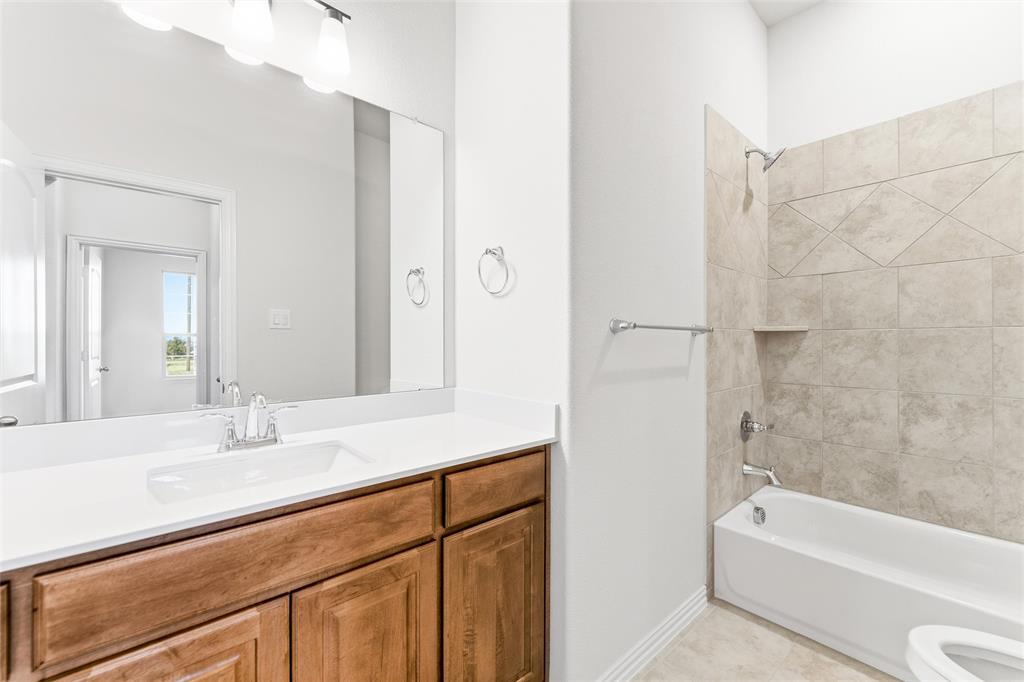 1030 County Road 200 Property Photo 10