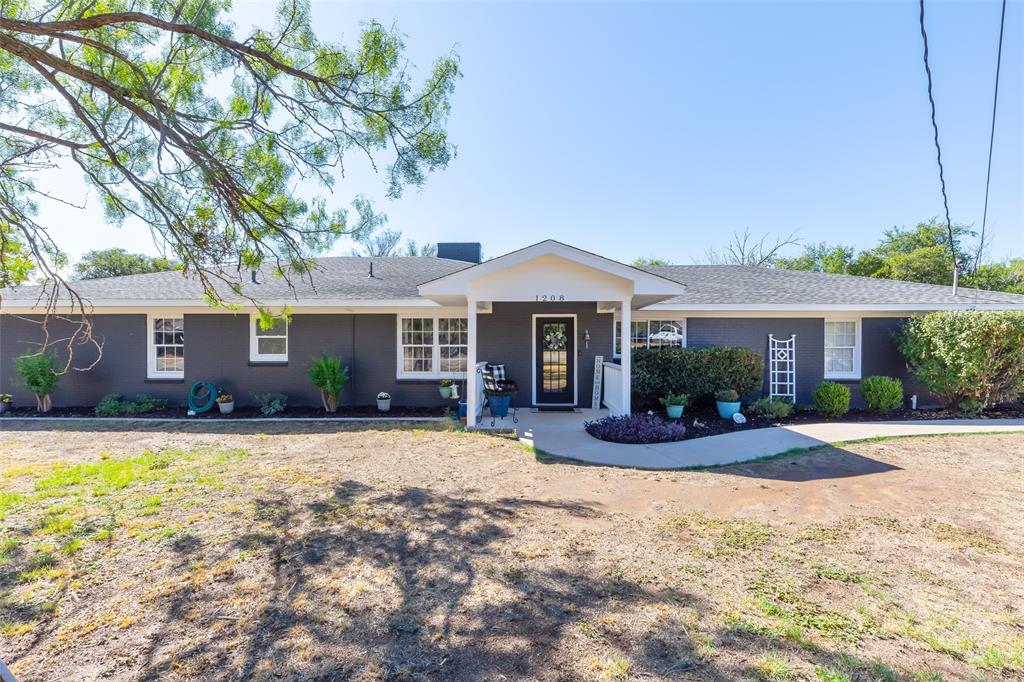 1208 Lytle Way Circle Property Photo 1