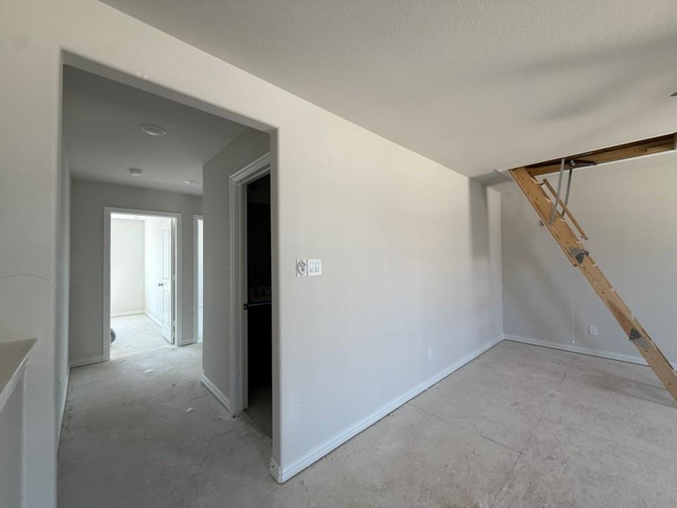524 Vista Ridge Drive Property Photo 12