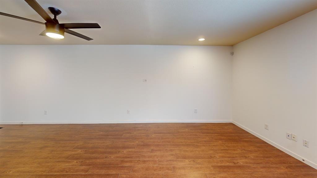 9432 Timberleaf Drive Property Photo 10