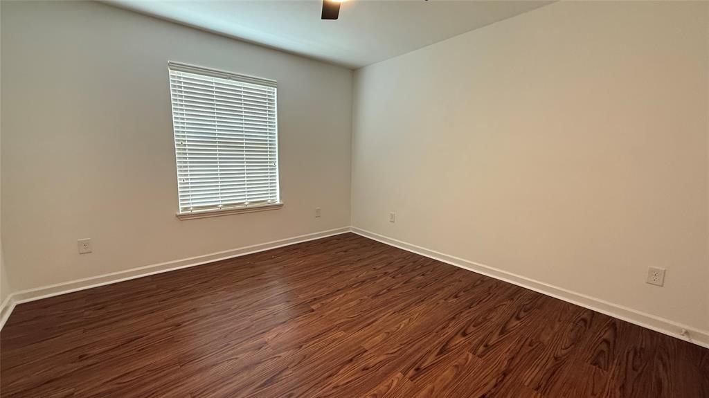 9432 Timberleaf Drive Property Photo 24