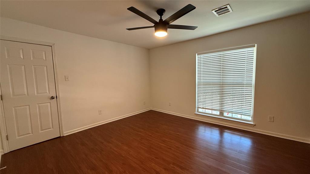 9432 Timberleaf Drive Property Photo 26