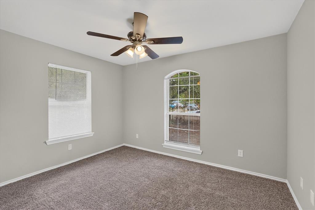 201 West Lane Property Photo 14