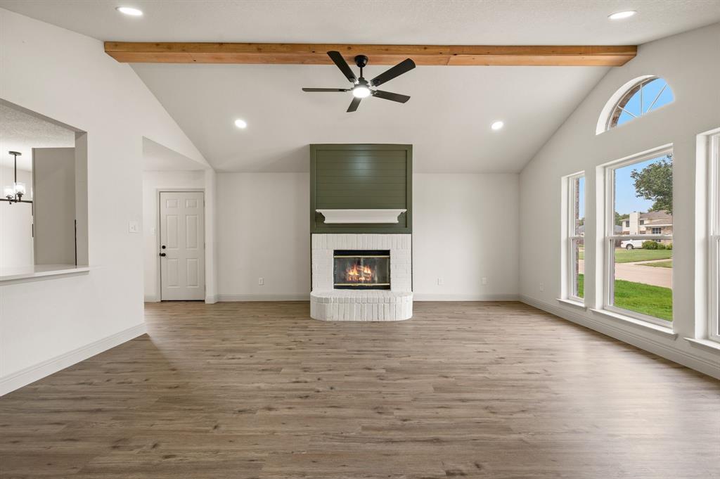 1804 Canyon Ridge Street Property Photo 5