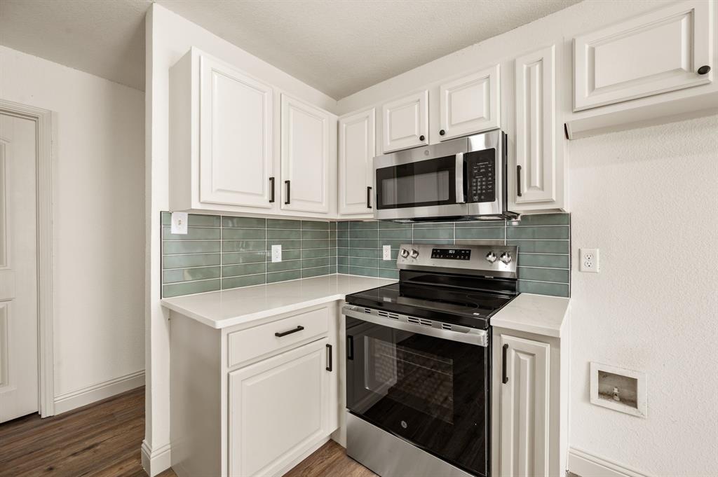 1804 Canyon Ridge Street Property Photo 13