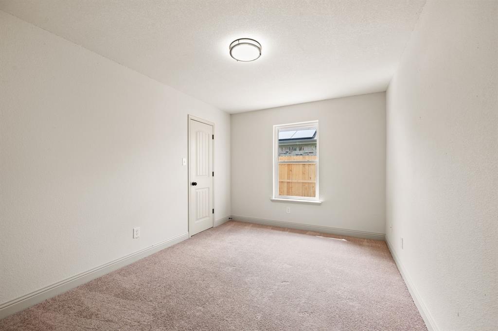 1804 Canyon Ridge Street Property Photo 21