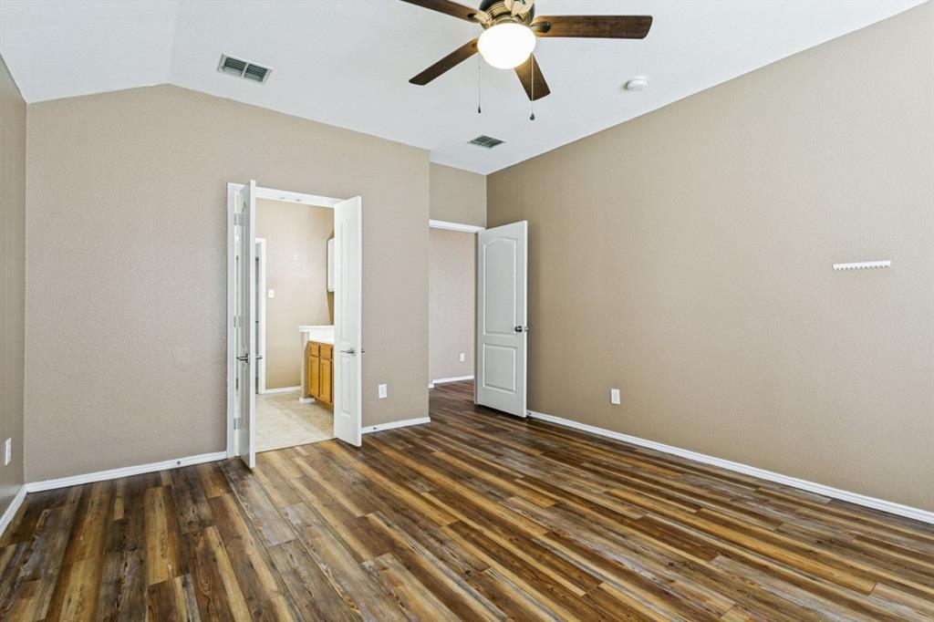 3012 Berkshire Lane Property Photo 15